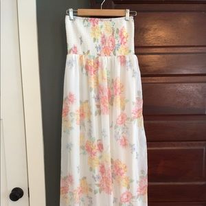 New old navy floral maxi M tall